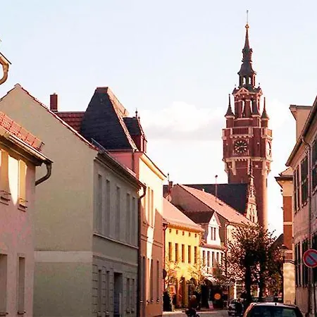 & Restaurant Am Schlosspark 3*