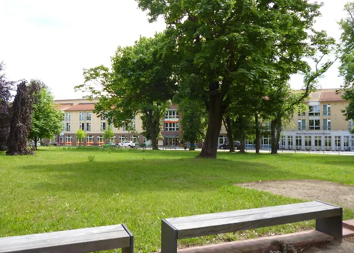 Hotel & Restaurant Am Schlosspark 3*