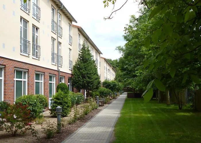 & Restaurant Am Schlosspark