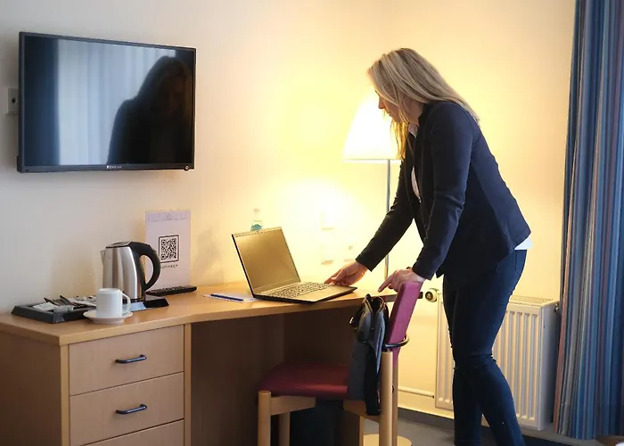 & Restaurant Am Schlosspark