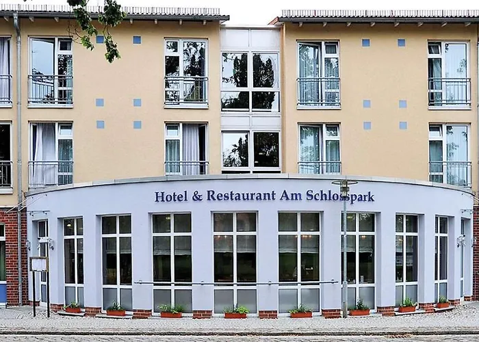 Hotel & Restaurant Am Schlosspark Dahme (Brandenburg)